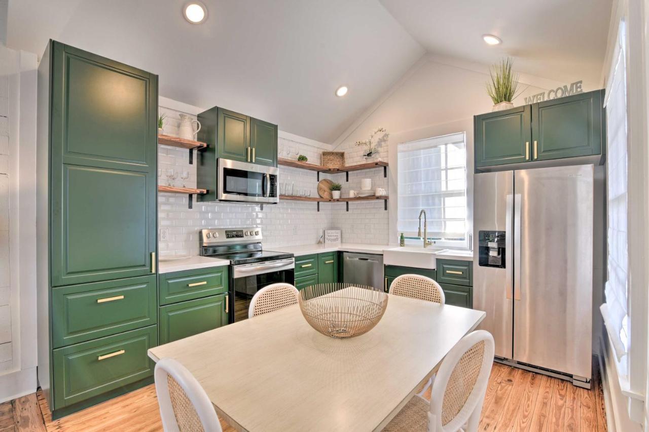 Bright Galveston Cottage Close To Beach And Strand Exteriér fotografie